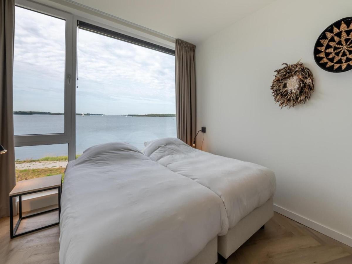 Spacious Waterfront Apartment Arnemuiden Zewnętrze zdjęcie